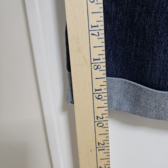 Royalty For Me Cropped Jeans Women's 6 (29x19.5) Blue Denim Mid Rise Cuffed GUC - Picture 8 of 9